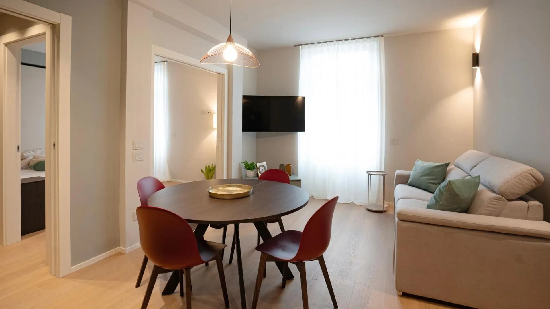 The Corner Bergamo Elegant Apartments 0*,