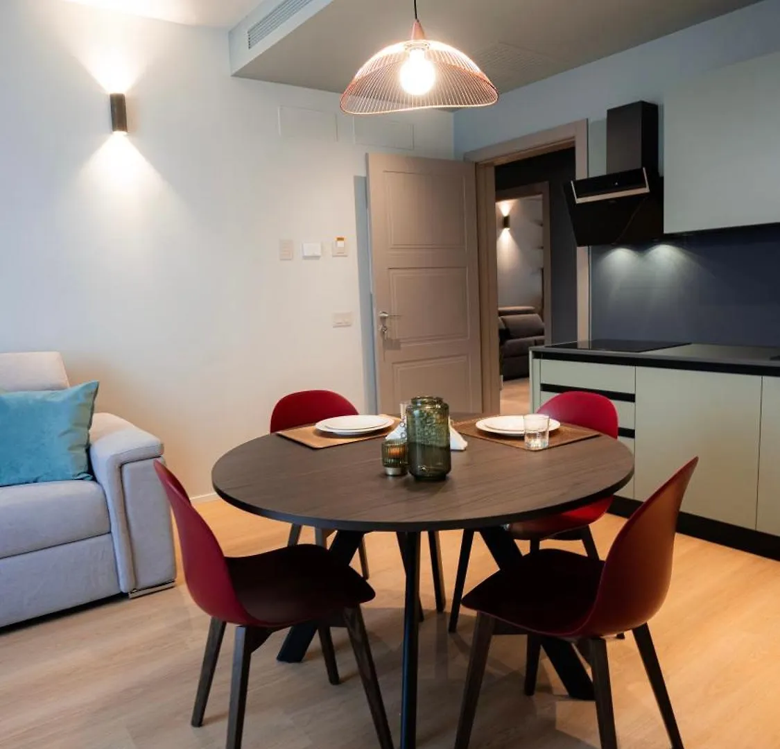 The Corner Bergamo Elegant Apartments